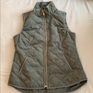 Gray light vest